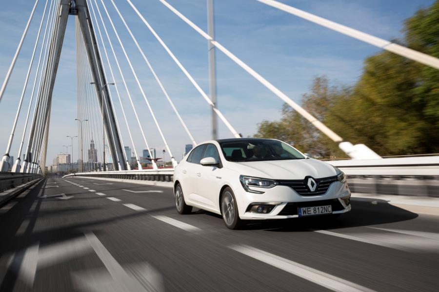  Renault Megane Sedan 2016 года  (фото 27 из 52)